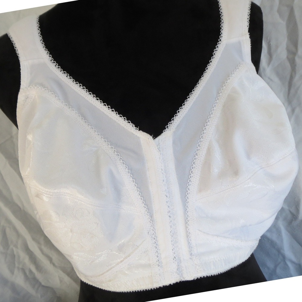 Women's Playtex‎ Front Clasp Bra White Lace Full Coverage Wireless 44C 0897